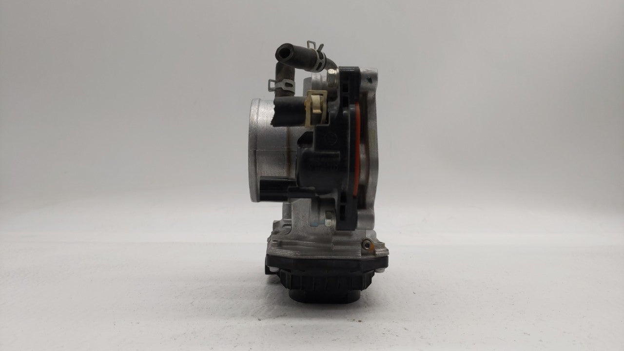 2016-2019 Honda Hr-V Throttle Body P/N:GMF3B Fits Fits 2012 2013 2014 2015 2016 2017 2018 2019 OEM Used Auto Parts - Oemused