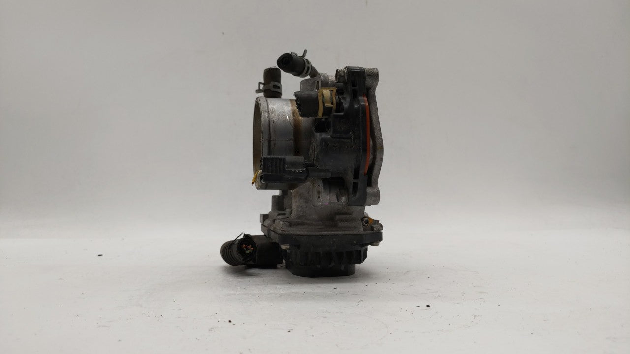 2016-2019 Honda Hr-V Throttle Body P/N:GMF3B Fits Fits 2012 2013 2014 2015 2016 2017 2018 2019 OEM Used Auto Parts - Oemused