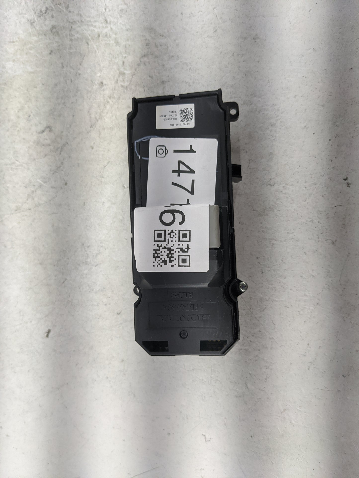 2015 Honda Jazz Master Power Window Switch Replacement Driver Side Left P/N:35750-T5A-J013-M1 Fits OEM Used Auto Parts - Oem