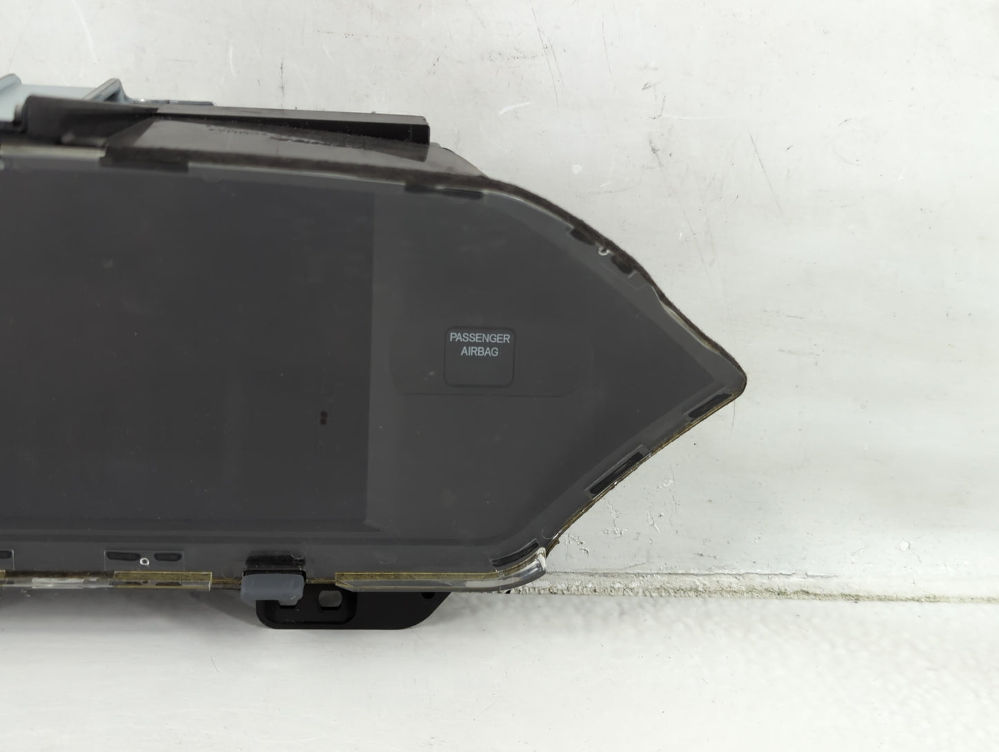 2014-2017 Honda Odyssey Information Display Screen - Oemusedautoparts1.com