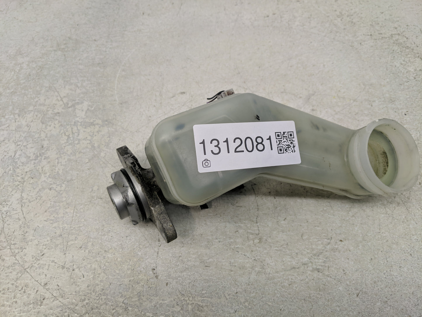2011-2017 Honda Odyssey Brake Master Cylinder - Oemusedautoparts1.com