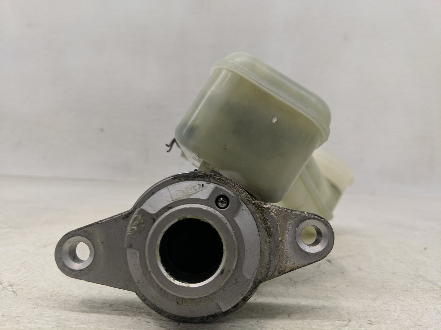 2011-2017 Honda Odyssey Brake Master Cylinder - Oemusedautoparts1.com