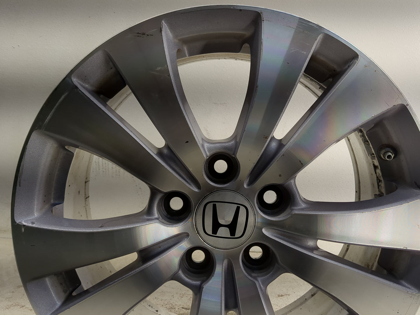 2014-2017 Honda Odyssey Oem Wheel Rim - Oemusedautoparts1.com