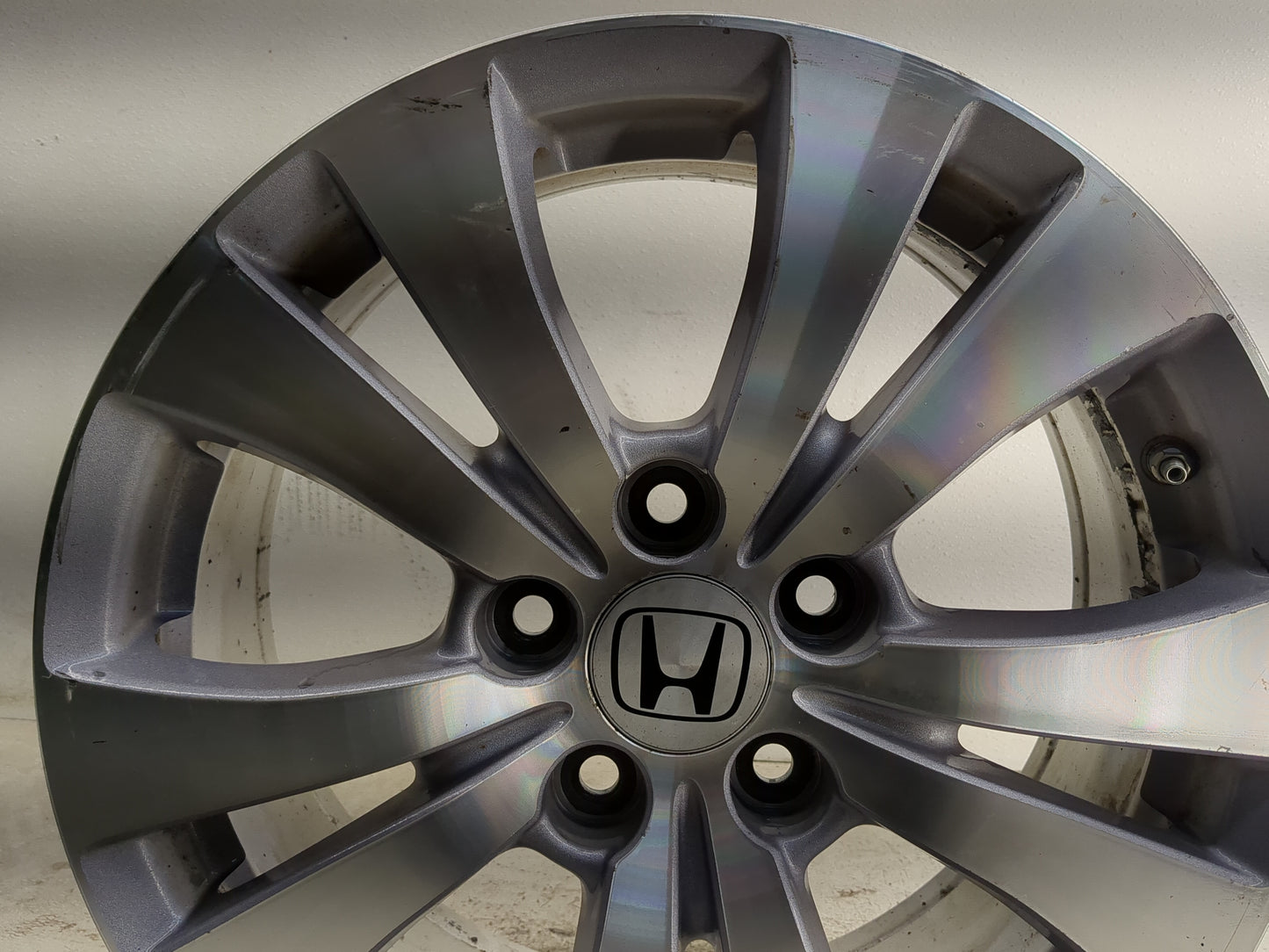 2014-2017 Honda Odyssey Oem Wheel Rim - Oemusedautoparts1.com