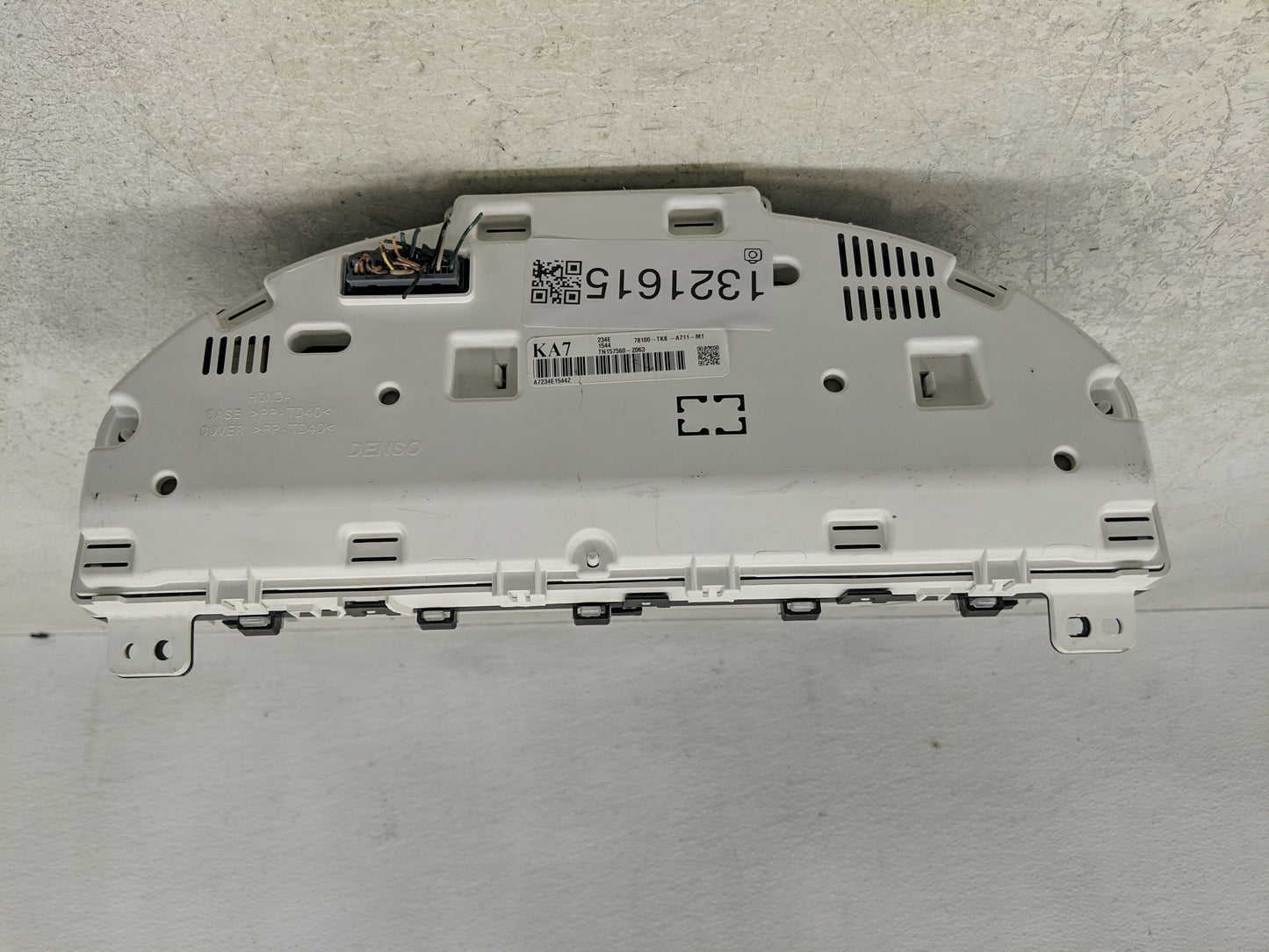 2014-2017 Honda Odyssey Instrument Cluster Speedometer Gauges P/N:78100-TK8-A711-M1 Fits Fits 2014 2015 2016 2017 OEM Used A