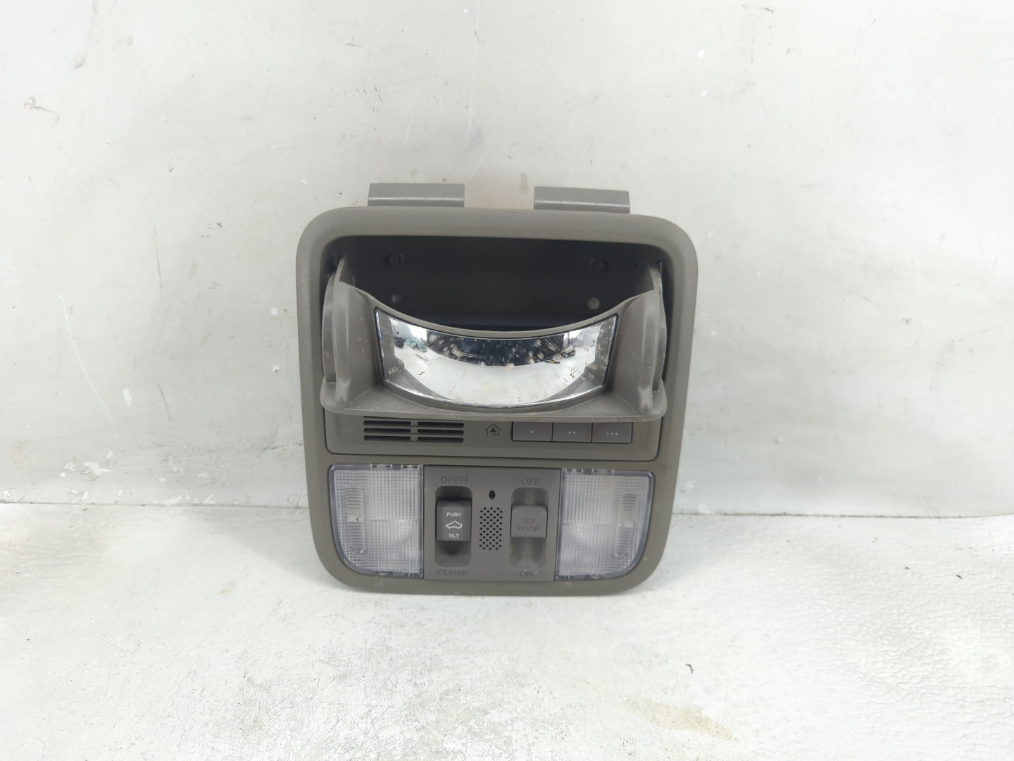 2015 Honda Odyssey Overhead Roof Console - Oemusedautoparts1.com
