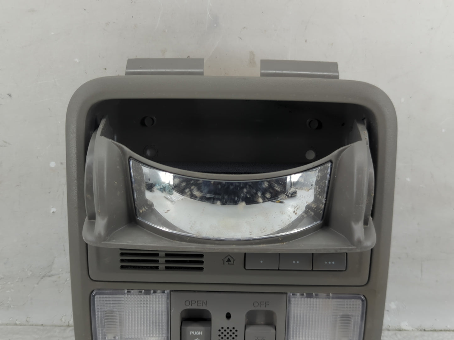 2015 Honda Odyssey Overhead Roof Console - Oemusedautoparts1.com