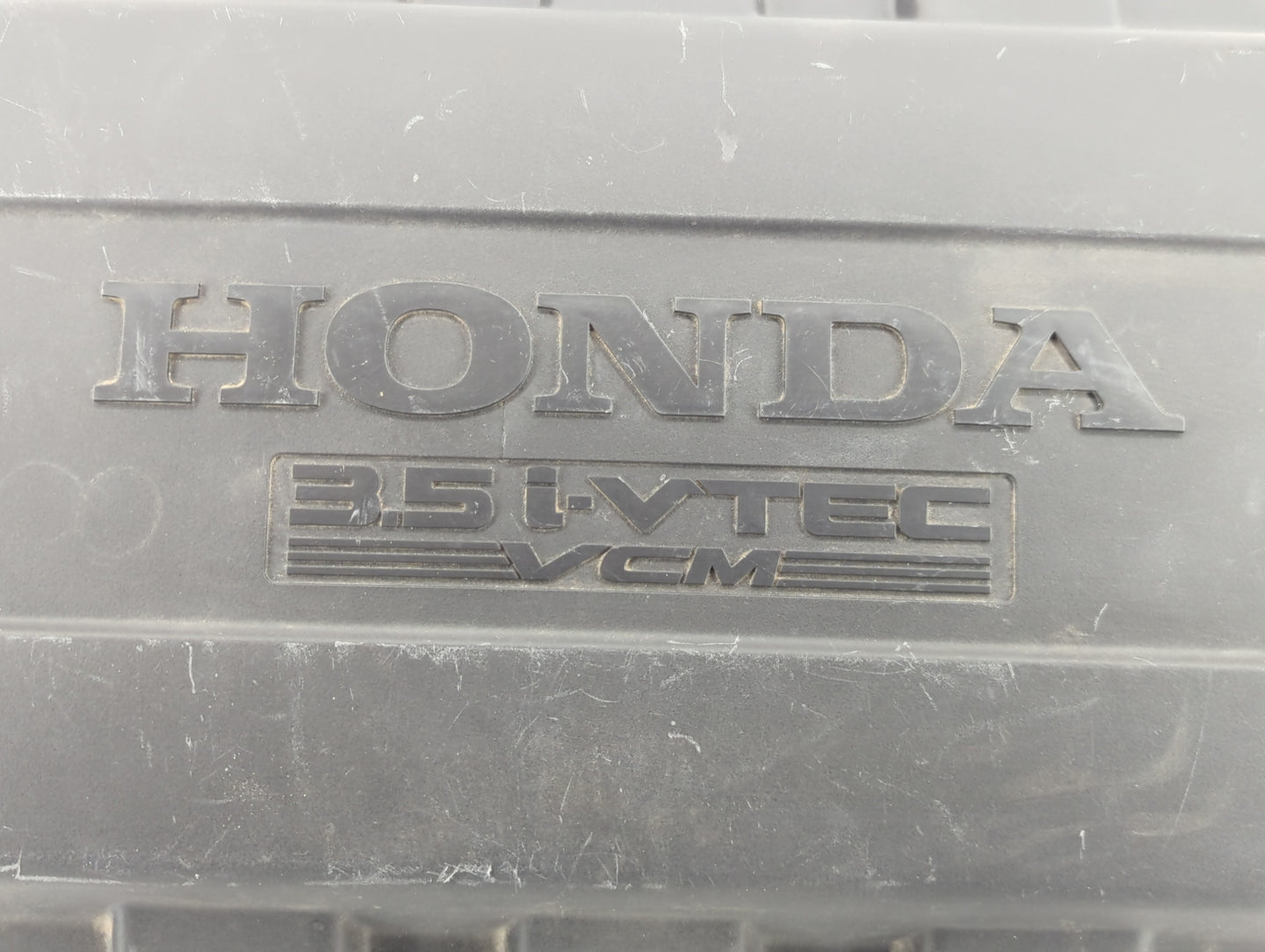 2015 Honda Odyssey Engine Cover - Oemusedautoparts1.com
