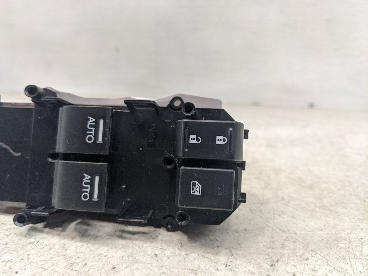 2011-2017 Honda Odyssey Master Power Window Switch Replacement Driver Side Left P/N:35750-TE0-A32 35750TK8A410M1 Fits OEM Us