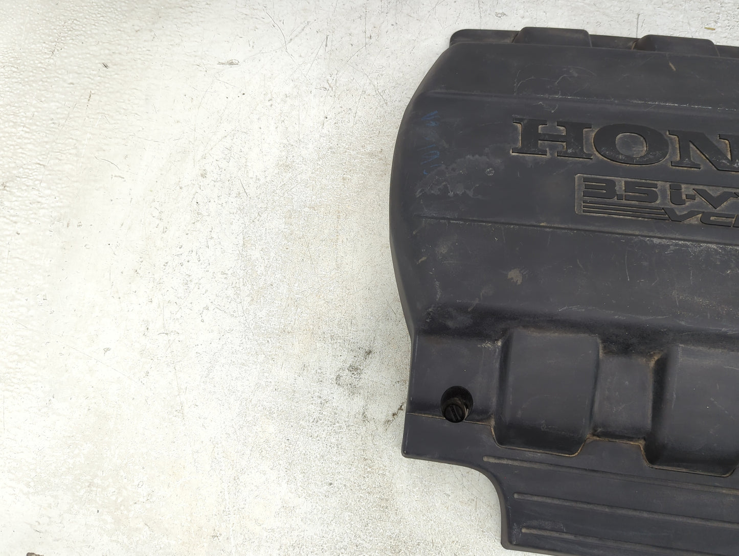 2015 Honda Odyssey Engine Cover - Oemusedautoparts1.com