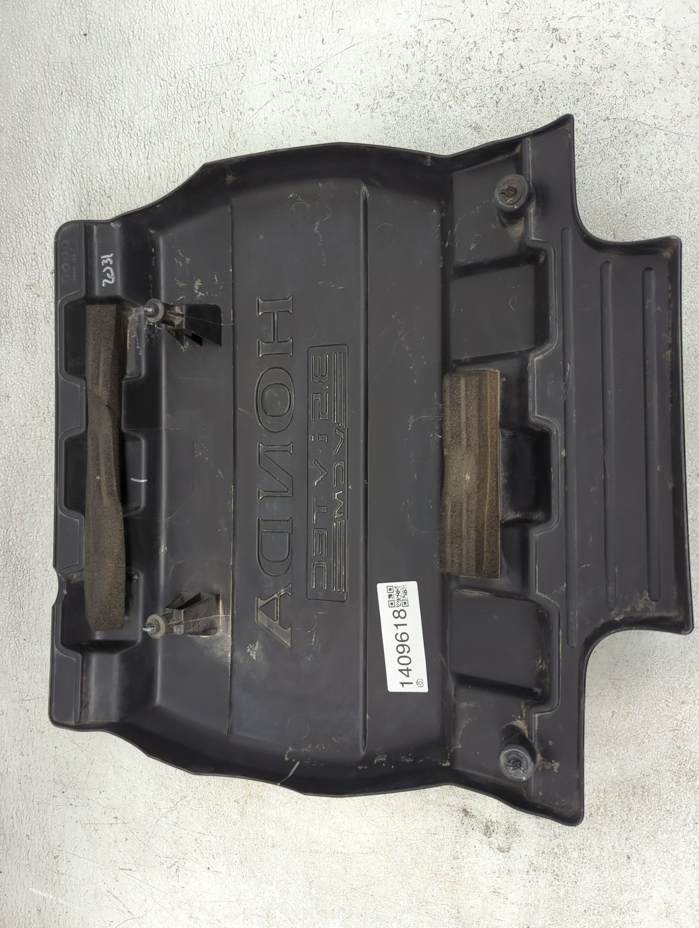 2015 Honda Odyssey Engine Cover - Oemusedautoparts1.com