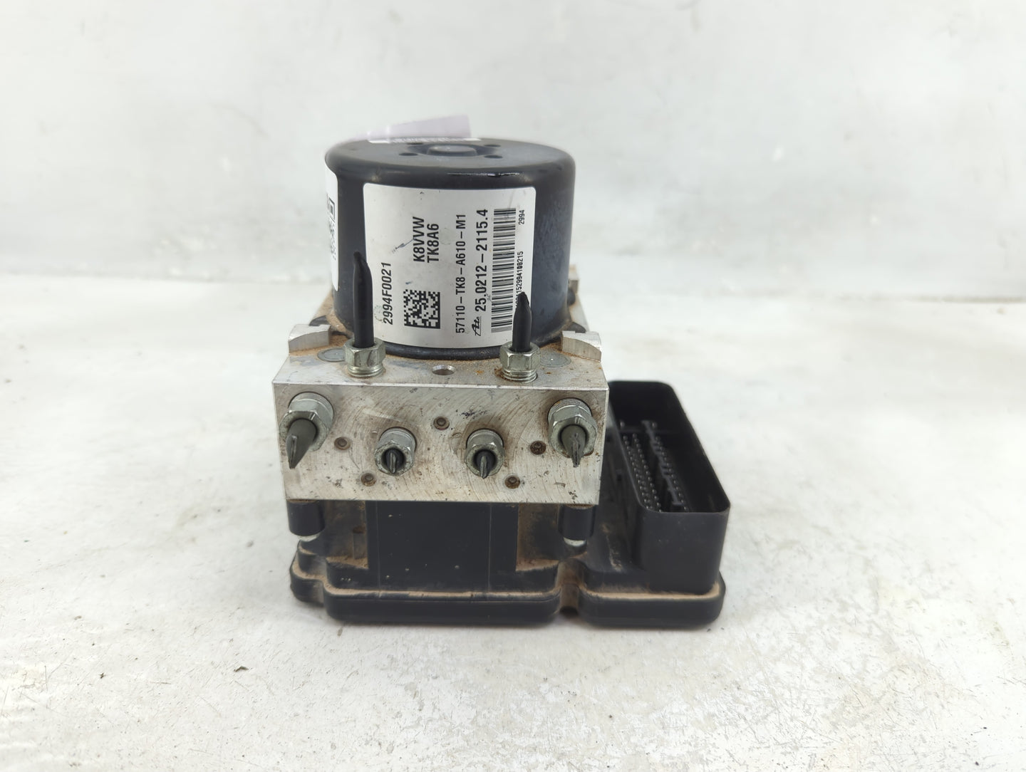 2015 Honda Odyssey ABS Pump Control Module Replacement P/N:57110-TK8-A610-M1 Fits OEM Used Auto Parts - Oemusedautoparts1.co