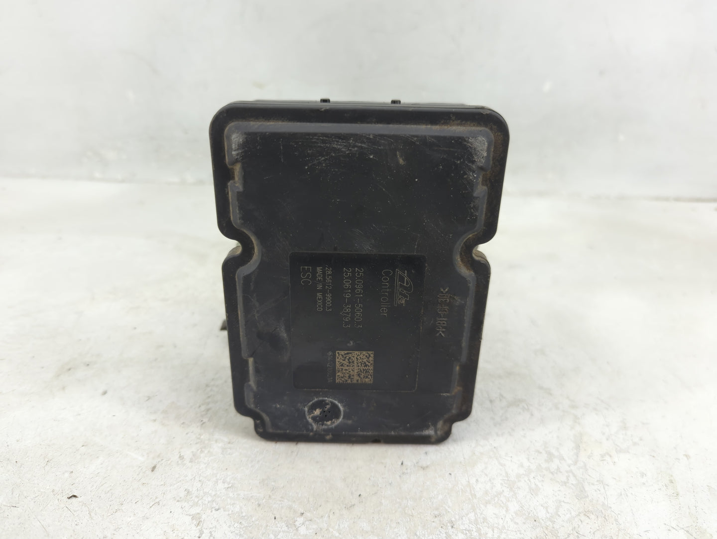 2015 Honda Odyssey ABS Pump Control Module Replacement P/N:57110-TK8-A610-M1 Fits OEM Used Auto Parts - Oemusedautoparts1.co