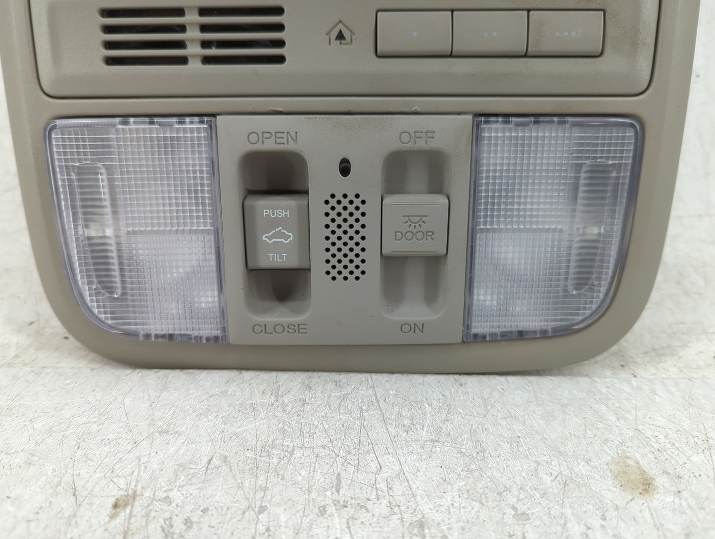 2015 Honda Odyssey Overhead Roof Console - Oemusedautoparts1.com