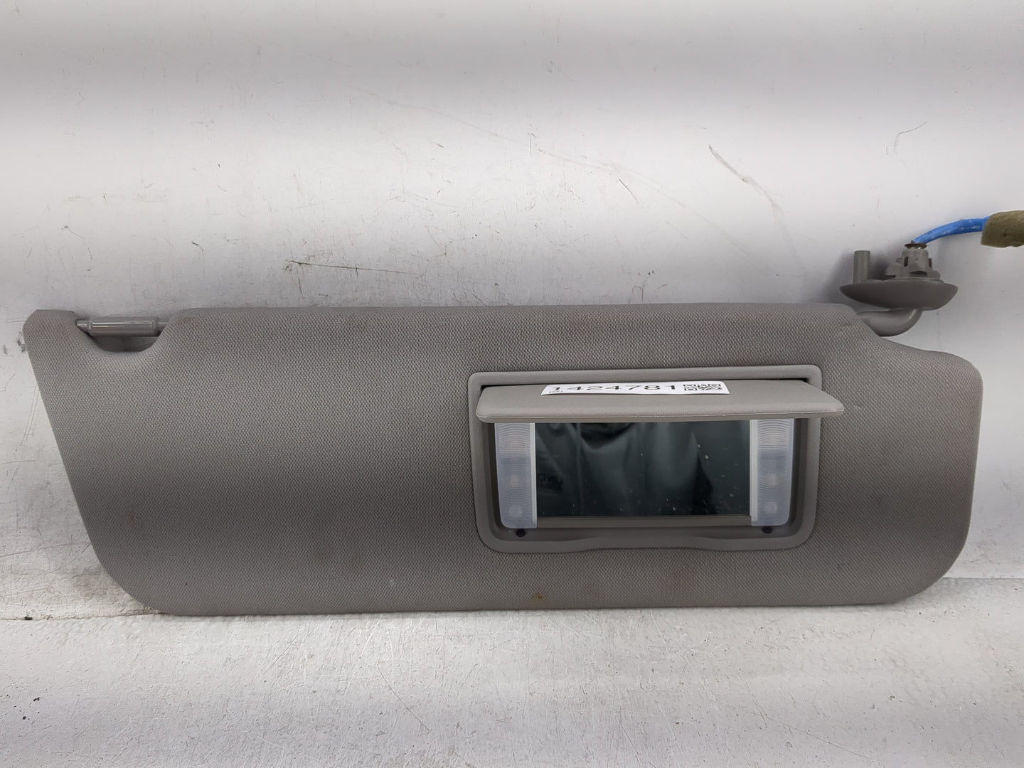2011-2017 Honda Odyssey Sun Visor Shade Replacement Passenger Right Mirror Fits Fits 2011 2012 2013 2014 2015 2016 2017 OEM 