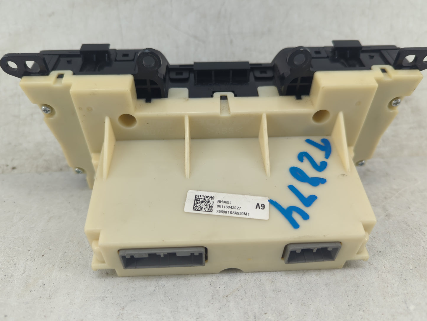 2011-2017 Honda Odyssey Climate Control Module Temperature AC/Heater Replacement P/N:79650TK8A420M1 Fits OEM Used Auto Parts