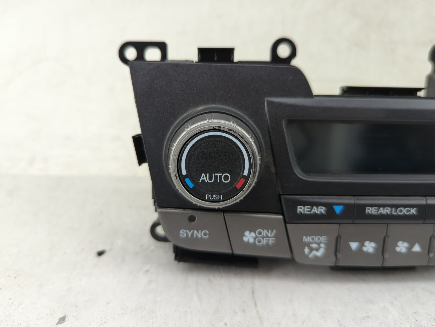 2011-2017 Honda Odyssey Climate Control Module Temperature AC/Heater Replacement P/N:79600TK8A410M1 28011132405 Fits OEM Use
