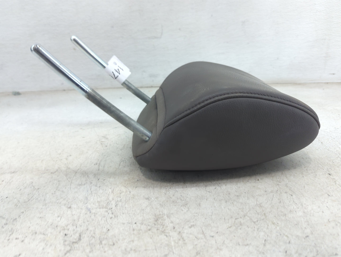 2014-2017 Honda Odyssey Headrest Head Rest Front Driver Seat Black 1470981 - Oemusedautoparts1.com