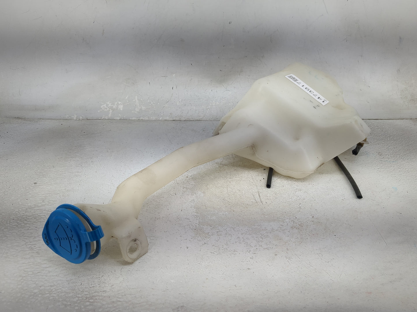 2011-2017 Honda Odyssey Windshield Washer Fluid Reservoir Bottle Oem 1473917 - Oemusedautoparts1.com