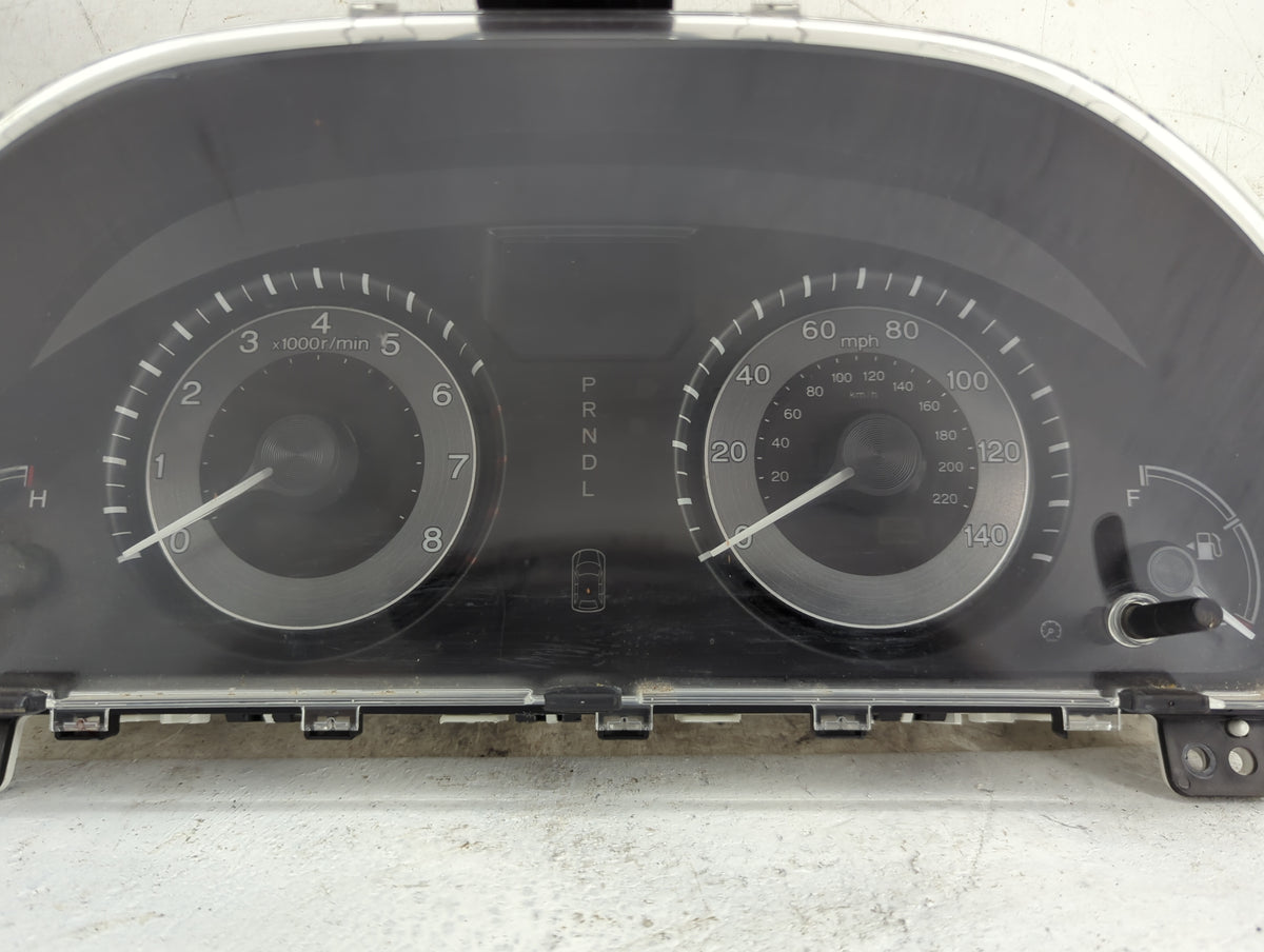 2014-2017 Honda Odyssey Instrument Cluster Speedometer Gauges P/N:78100-TK8-A711-M1 TN157560-2063 Miles: Fits OEM Used Auto 