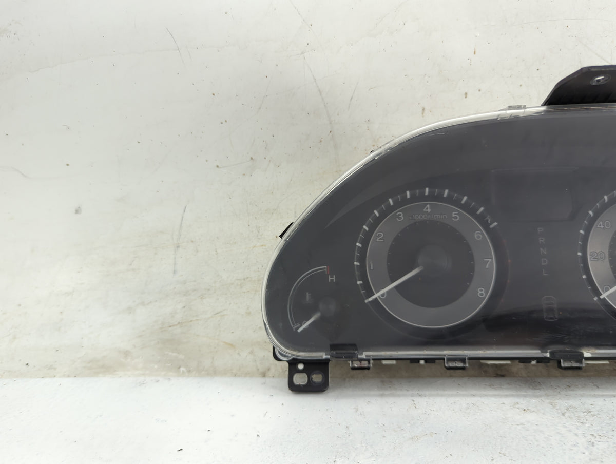 2014-2017 Honda Odyssey Instrument Cluster Speedometer Gauges P/N:78100-TK8-A711-M1 TN157560-2063 Miles: Fits OEM Used Auto 