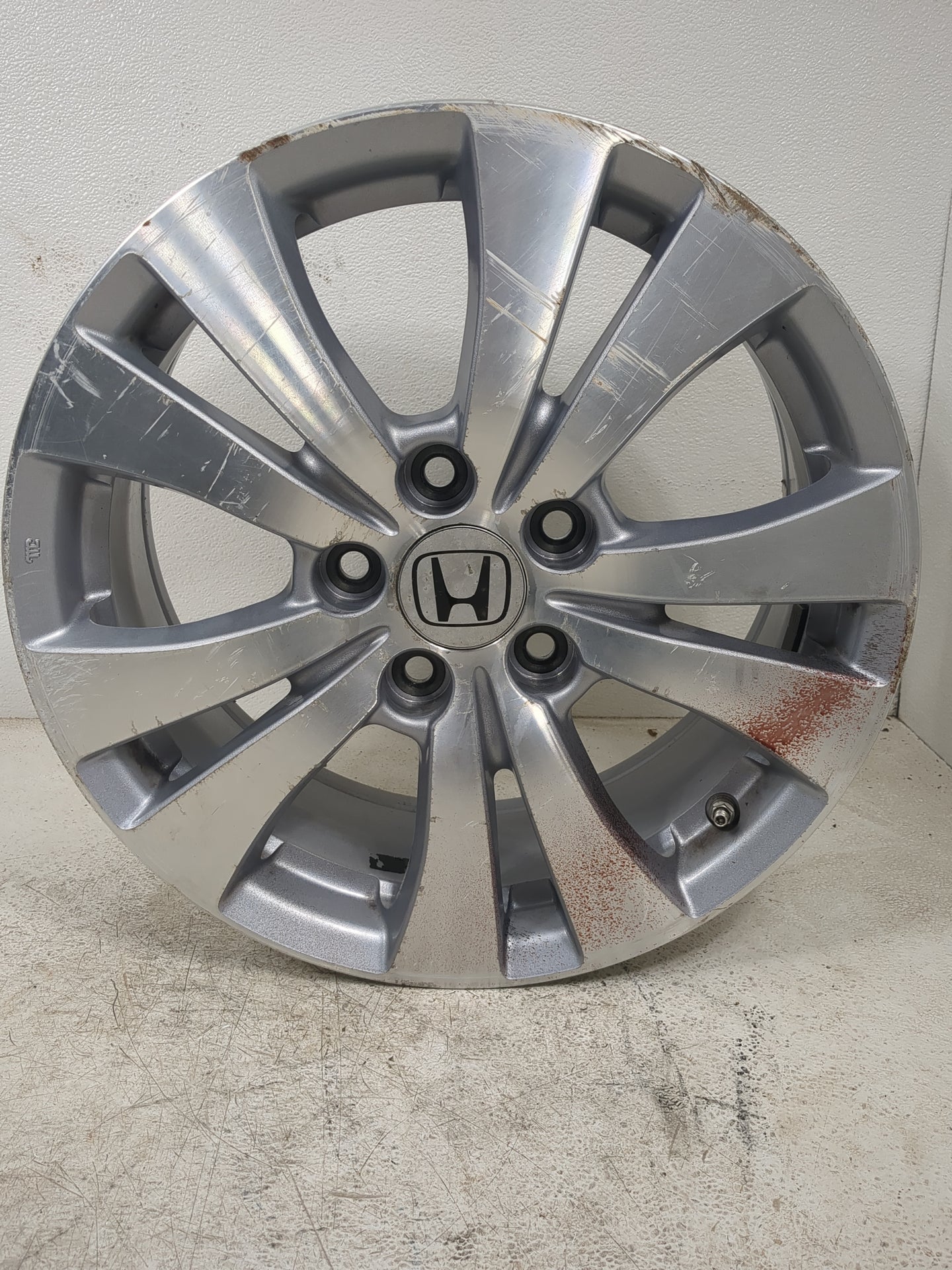 2011-2017 Honda Odyssey Oem Wheel Rim 5000813 - Oemusedautoparts1.com