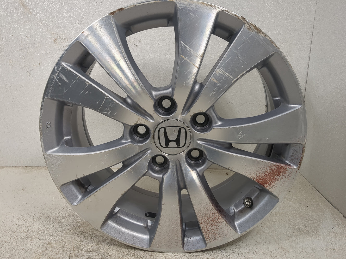 2011-2017 Honda Odyssey Oem Wheel Rim 5000813 - Oemusedautoparts1.com