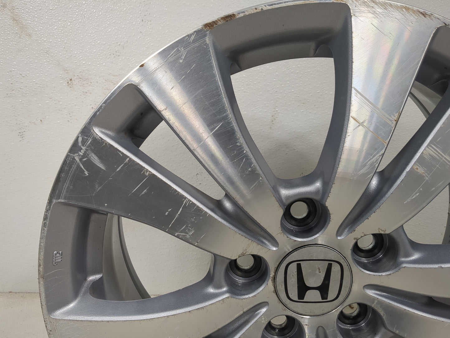 2011-2017 Honda Odyssey Oem Wheel Rim 5000813 - Oemusedautoparts1.com