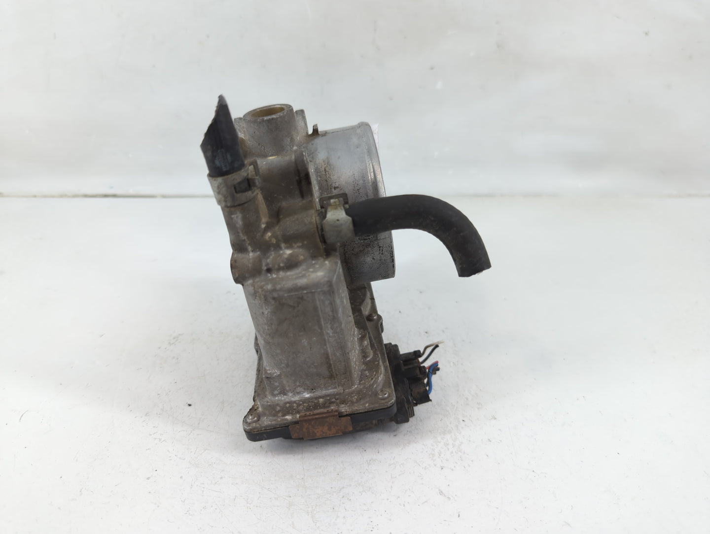 2009-2015 Honda Pilot Throttle Body P/N:09027 Fits Fits 2009 2010 2011 2012 2013 2014 2015 2016 2017 OEM Used Auto Parts - O