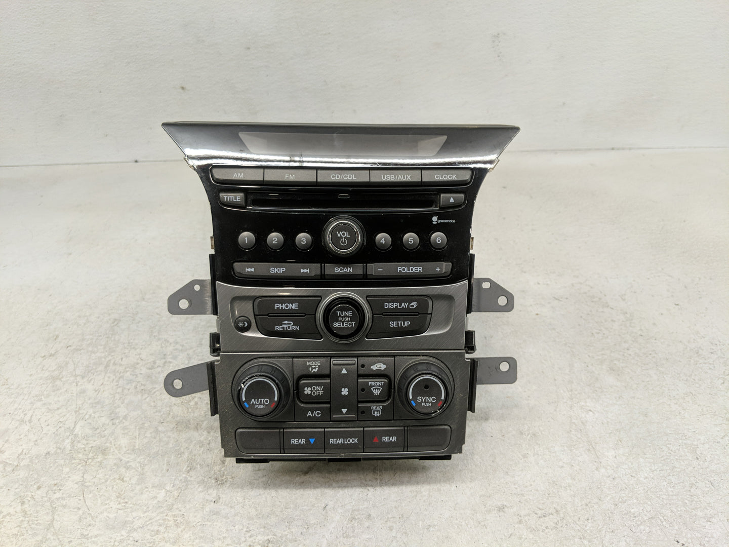 2013-2015 Honda Pilot Radio AM FM Cd Player Receiver Replacement P/N:16145335 Fits Fits 2013 2014 2015 OEM Used Auto Parts -