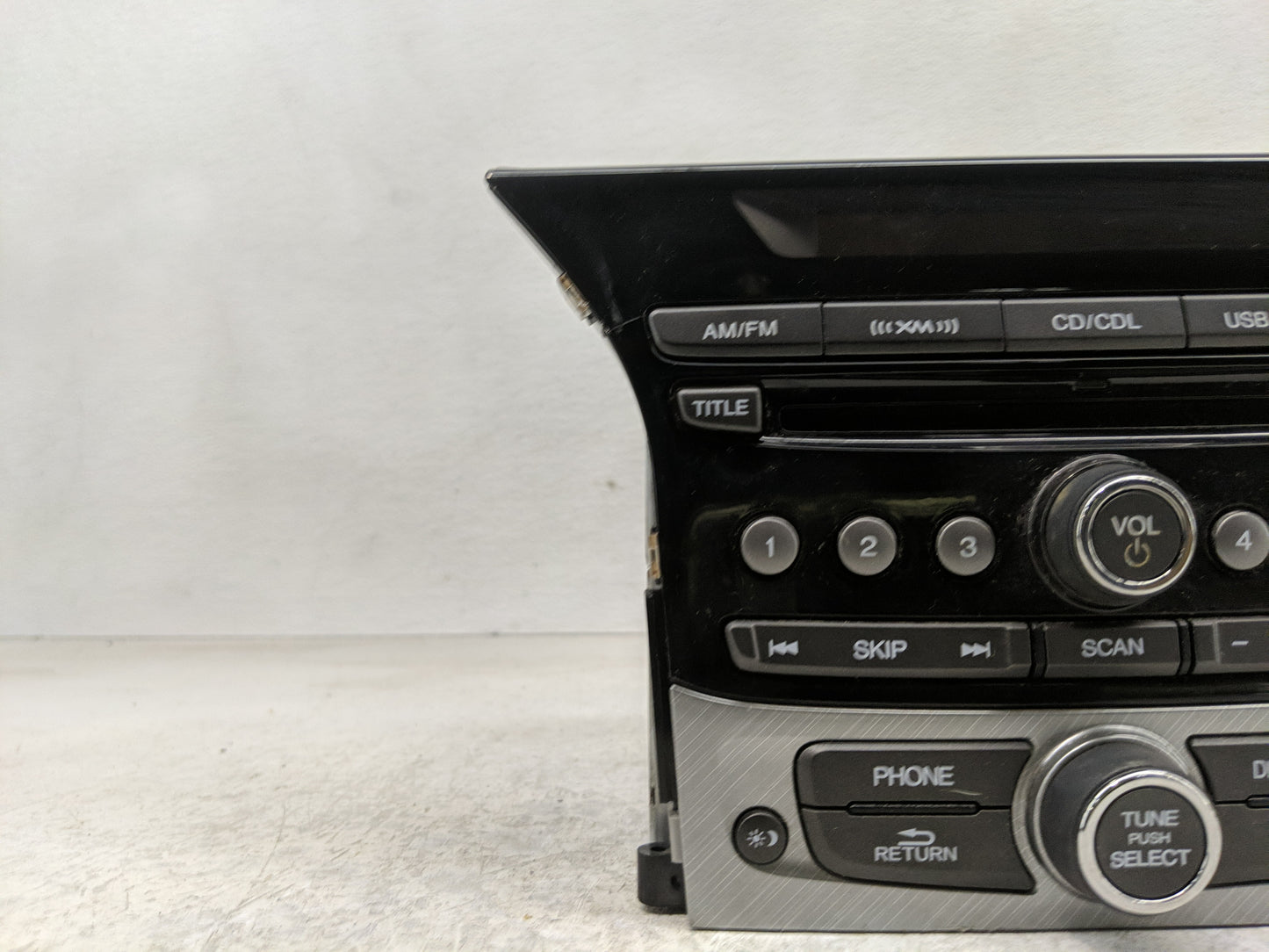 2015 Honda Pilot Radio AM FM Cd Player Receiver Replacement P/N:39100-SZA-A320-M1 Fits OEM Used Auto Parts - Oemusedautopart