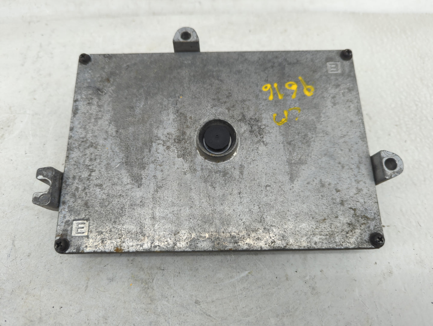 2013-2015 Honda Pilot PCM Engine Control Computer ECU ECM PCU OEM P/N:37820-RN0-M11 Fits Fits 2013 2014 2015 OEM Used Auto P