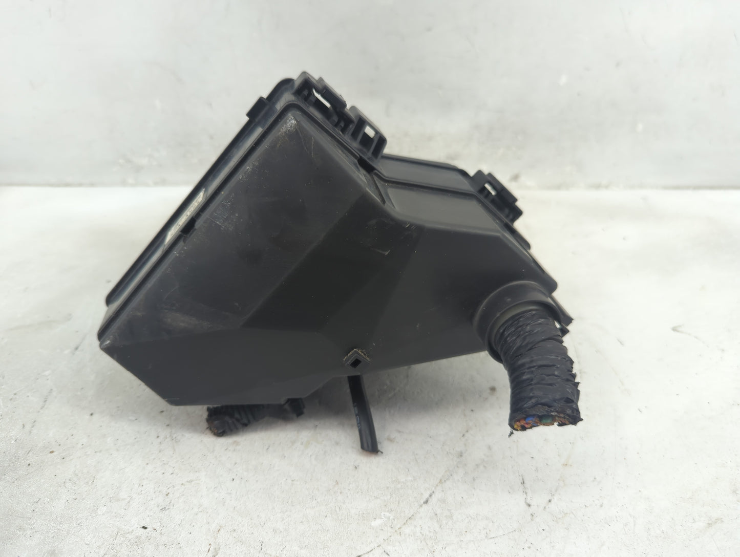 2012-2015 Honda Pilot Fusebox Fuse Box Panel Relay Module Fits Fits 2012 2013 2014 2015 OEM Used Auto Parts - Oemusedautopar