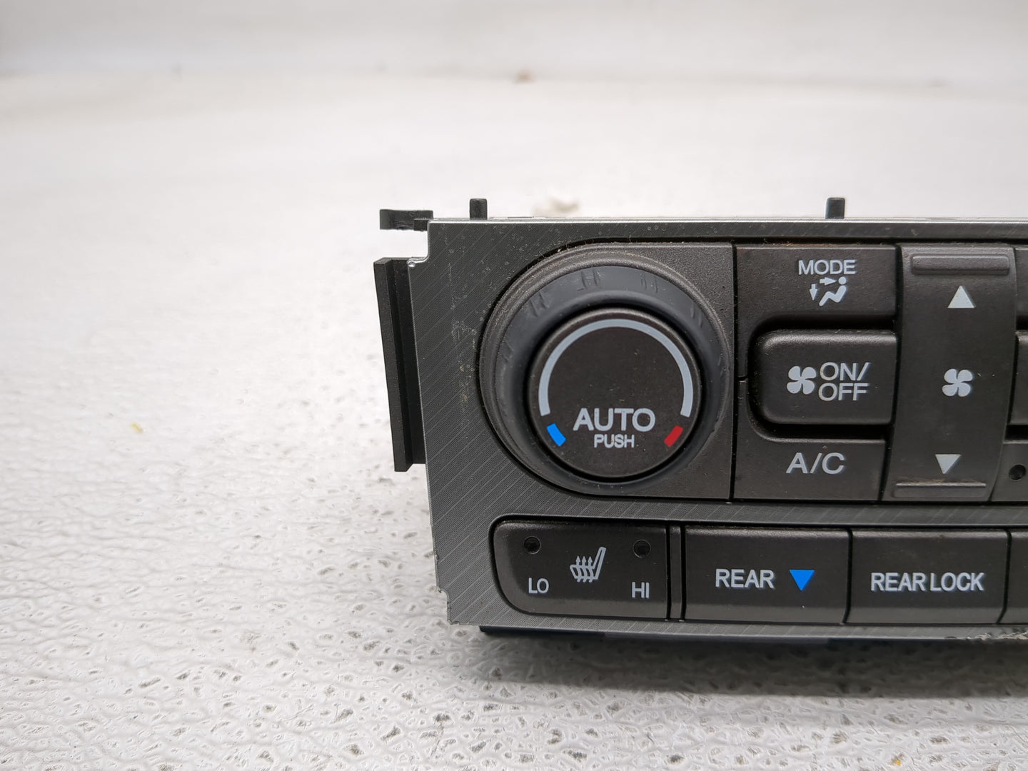 2012-2015 Honda Pilot Climate Control Module Temperature AC/Heater Replacement P/N:79600SZAA310M1 Fits Fits 2012 2013 2014 2
