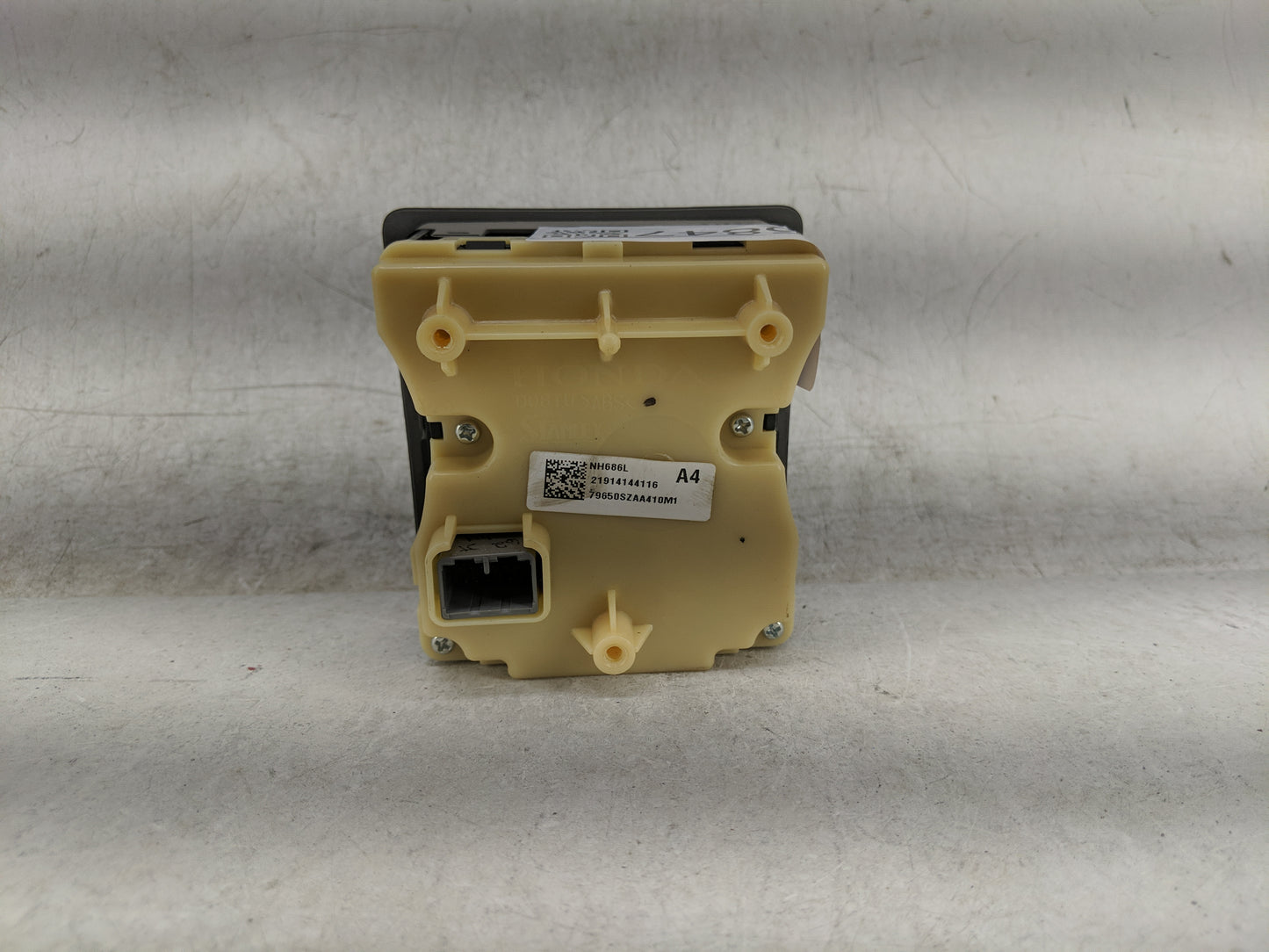 2009-2015 Honda Pilot Climate Control Module Temperature AC/Heater Replacement P/N:79650SZAA410M1 Fits OEM Used Auto Parts -