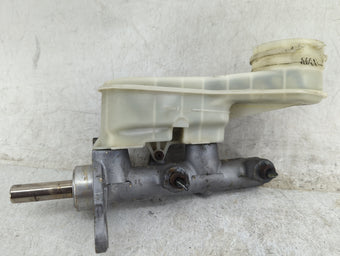 compare product 2009-2015 Honda Pilot Brake Master Cylinder 1452077