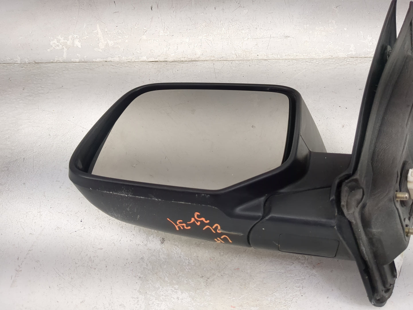 2009-2015 Honda Pilot Driver Side View Mirror - Left Door Mirror OEM Used - Oemusedautoparts1.com