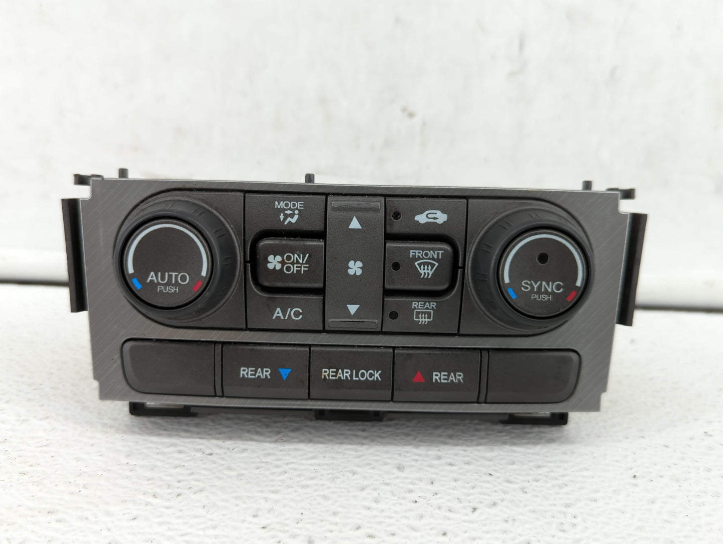 2013-2015 Honda Pilot Climate Control Module Temperature AC/Heater Replacement P/N:79600SZAA910M1 Fits Fits 2013 2014 2015 O