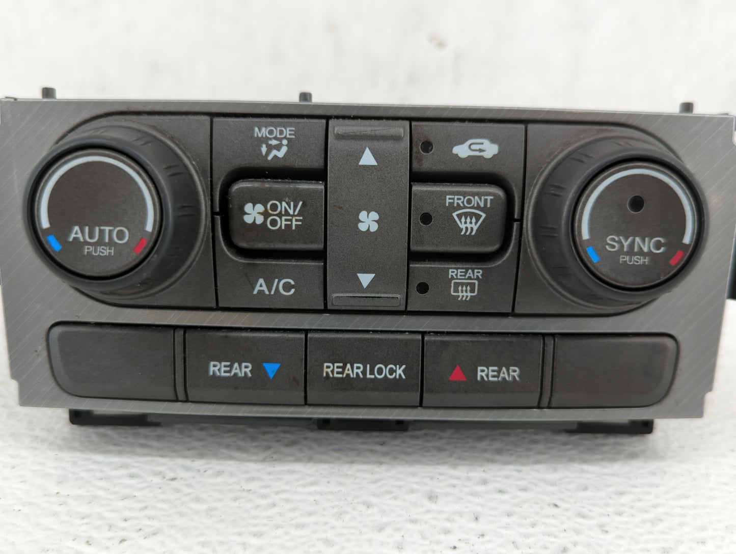 2013-2015 Honda Pilot Climate Control Module Temperature AC/Heater Replacement P/N:79600SZAA910M1 Fits Fits 2013 2014 2015 O