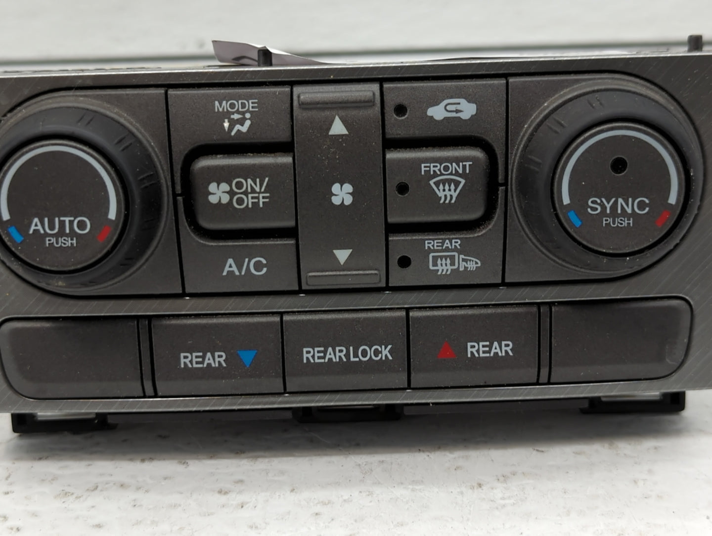 2013-2015 Honda Pilot Climate Control Module Temperature AC/Heater Replacement P/N:79600SZAA810M1 Fits Fits 2013 2014 2015 O