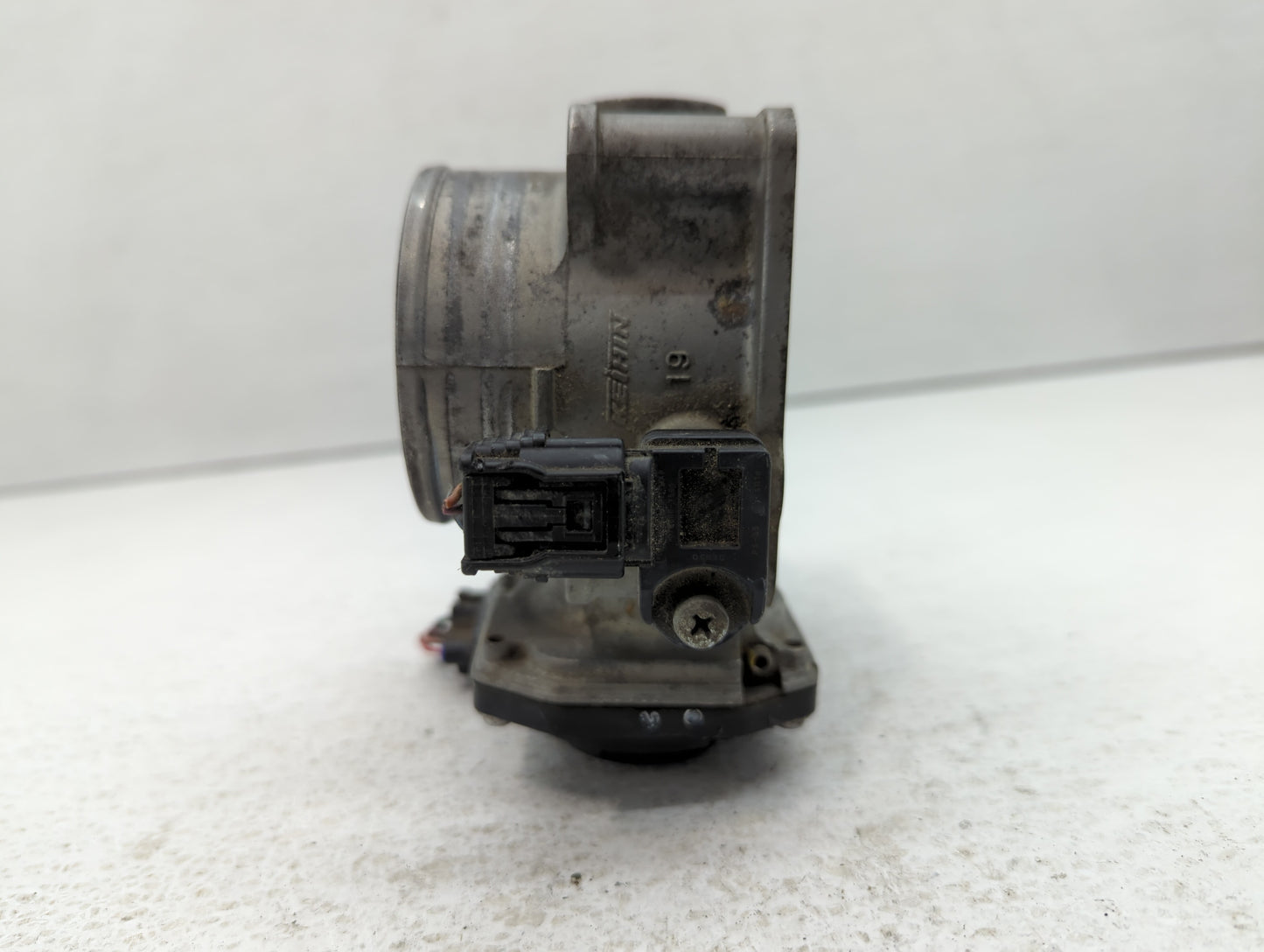 2009-2015 Honda Pilot Throttle Body P/N:GMG1E Fits Fits 2009 2010 2011 2012 2013 2014 2015 2016 2017 OEM Used Auto Parts - O