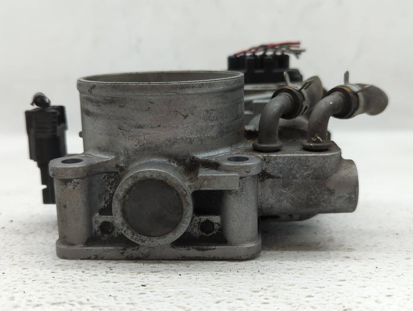 2009-2015 Honda Pilot Throttle Body P/N:GMG1E Fits Fits 2009 2010 2011 2012 2013 2014 2015 2016 2017 OEM Used Auto Parts - O