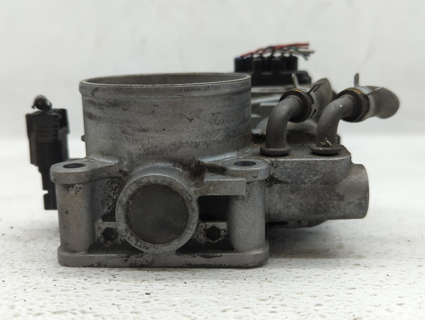 2009-2015 Honda Pilot Throttle Body P/N:GMG1E Fits Fits 2009 2010 2011 2012 2013 2014 2015 2016 2017 OEM Used Auto Parts - O