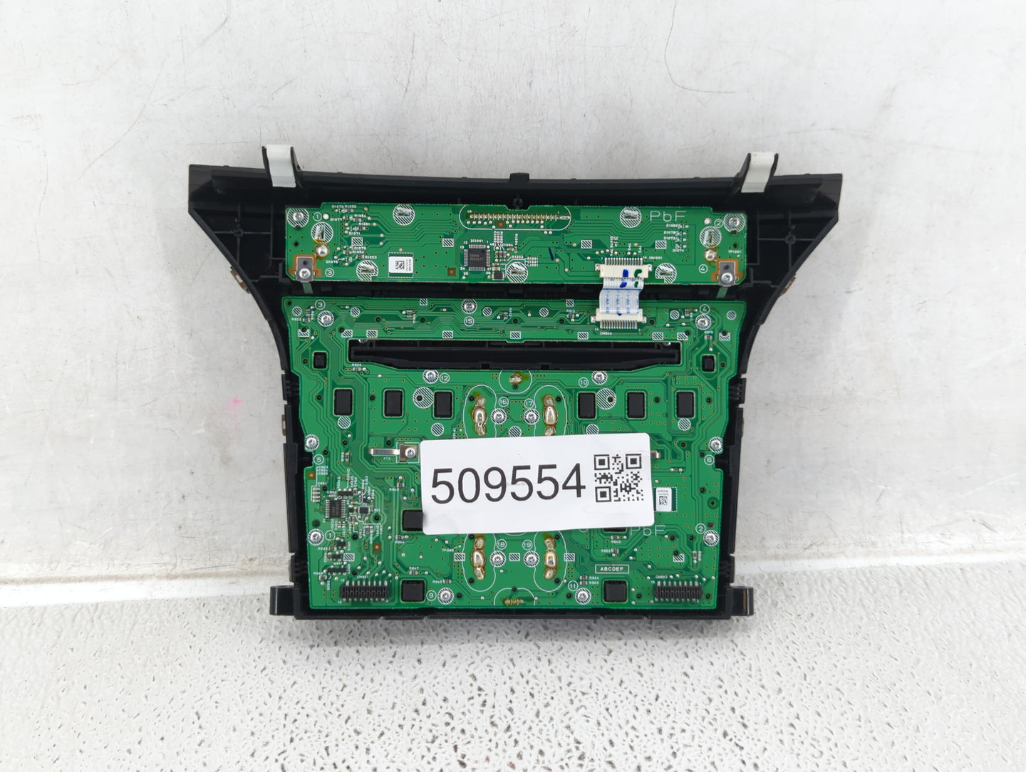 2013-2015 Honda Pilot Radio Control Panel - Oemusedautoparts1.com