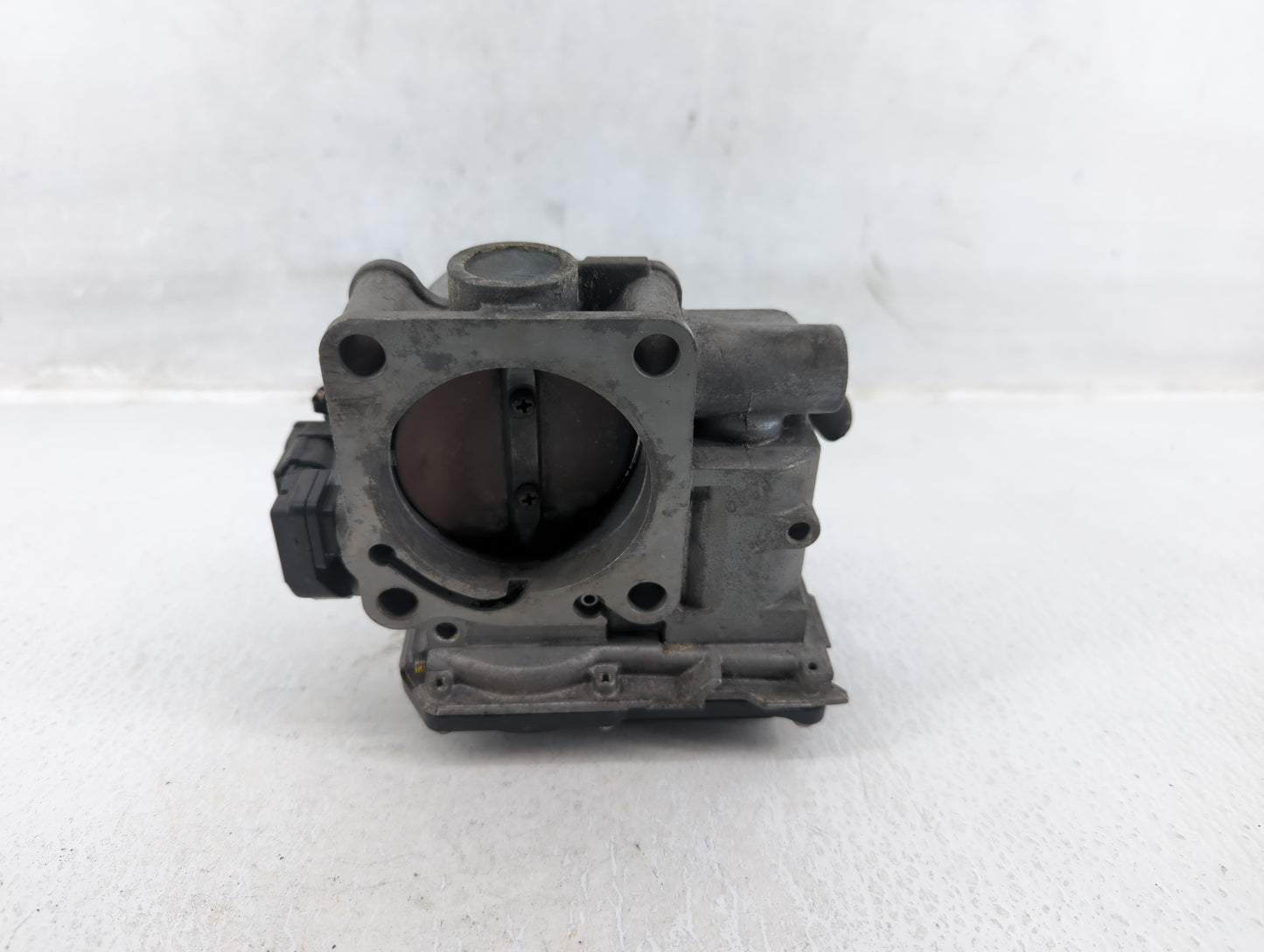 2009-2015 Honda Pilot Throttle Body P/N:U992997460 Fits Fits 2009 2010 2011 2012 2013 2014 2015 2016 2017 OEM Used Auto Part