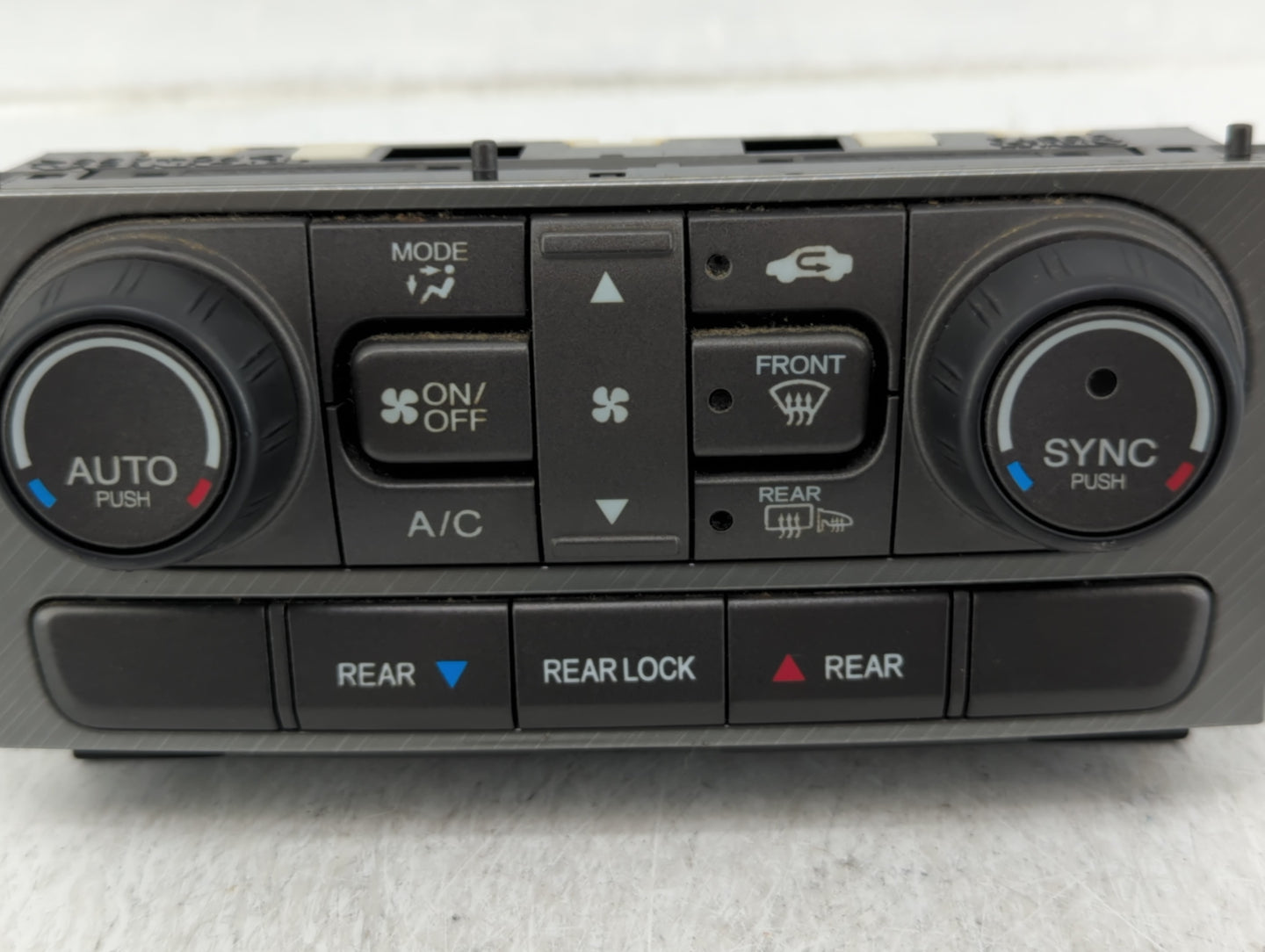 2013-2015 Honda Pilot Climate Control Module Temperature AC/Heater Replacement P/N:79600SZAA810M1 Fits Fits 2013 2014 2015 O