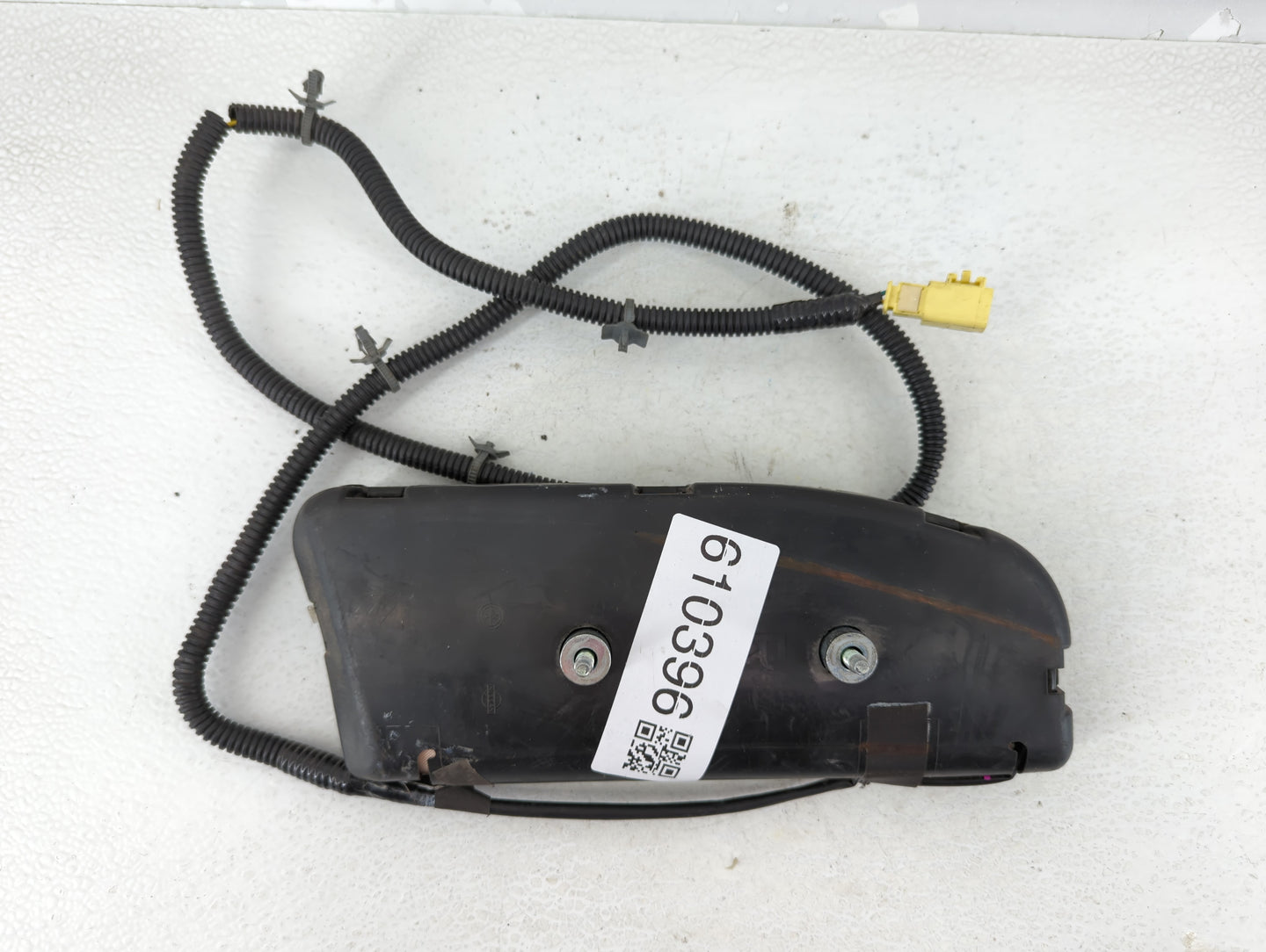 2013-2015 Honda Pilot Air Bag Passenger Right Dashboard OEM P/N:78005-SZA-A210-M1 Fits Fits 2013 2014 2015 OEM Used Auto Par