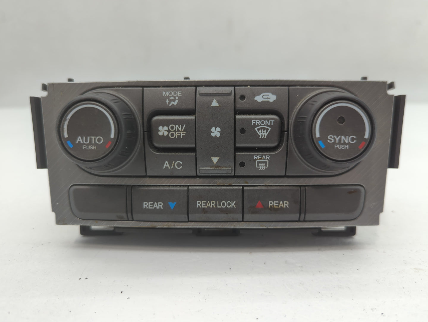 2013-2015 Honda Pilot Climate Control Module Temperature AC/Heater Replacement P/N:NH834L Fits Fits 2013 2014 2015 OEM Used 