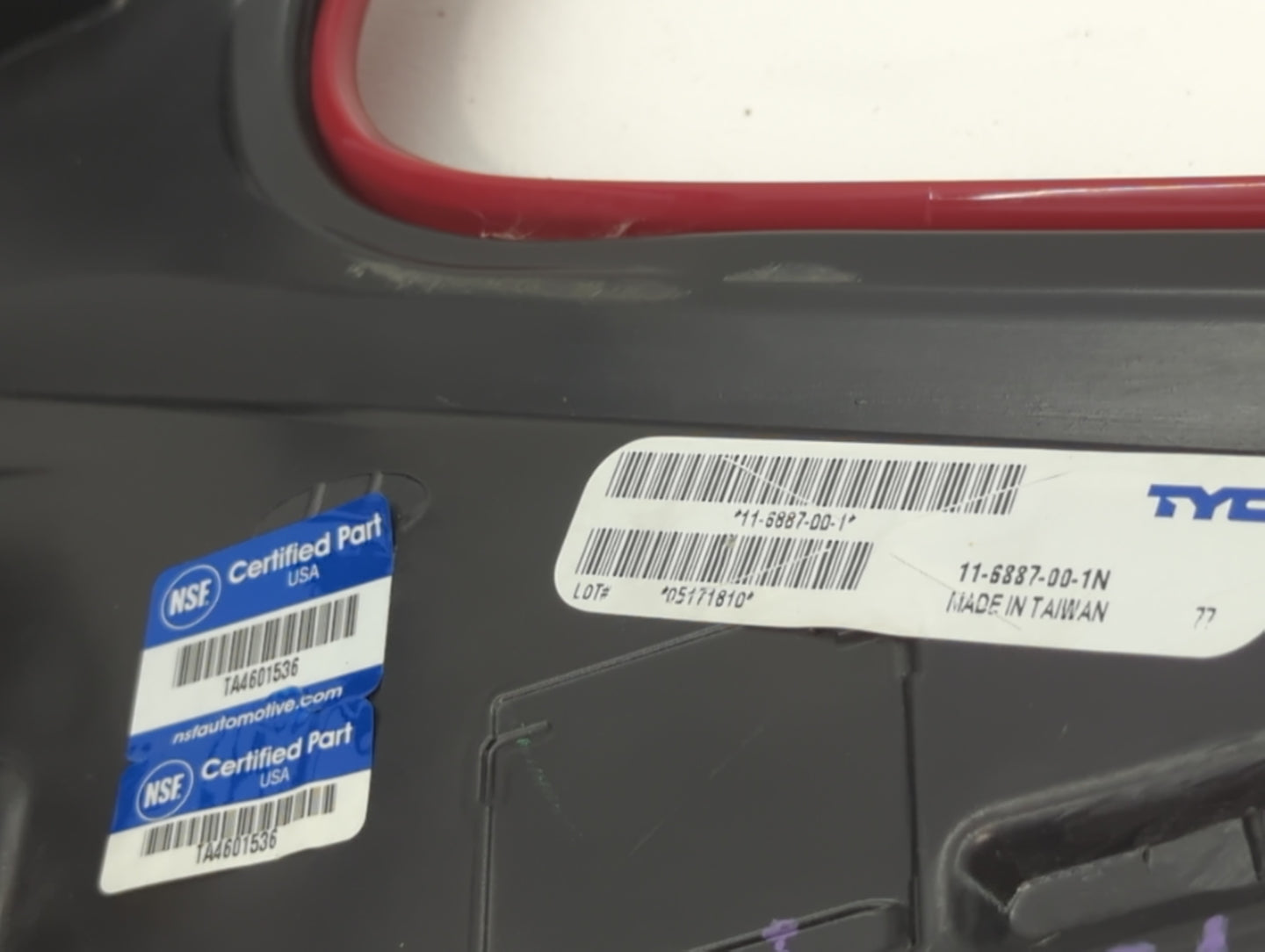 2009-2015 Honda Pilot Tail Light Assembly Passenger Right OEM P/N:05171810 11-6887-00-1N Fits OEM Used Auto Parts - Oemuseda