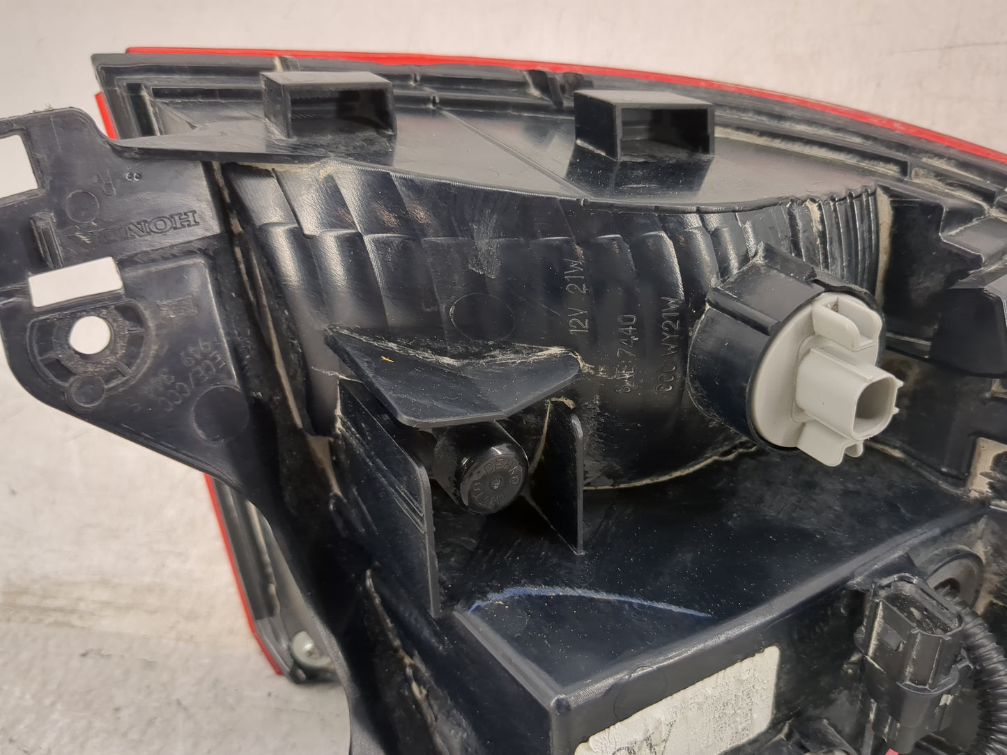 2015 Honda S2000 Tail Light Assembly Driver Left OEM P/N:SAE7440 WY21W Fits OEM Used Auto Parts - Oemusedautoparts1.com